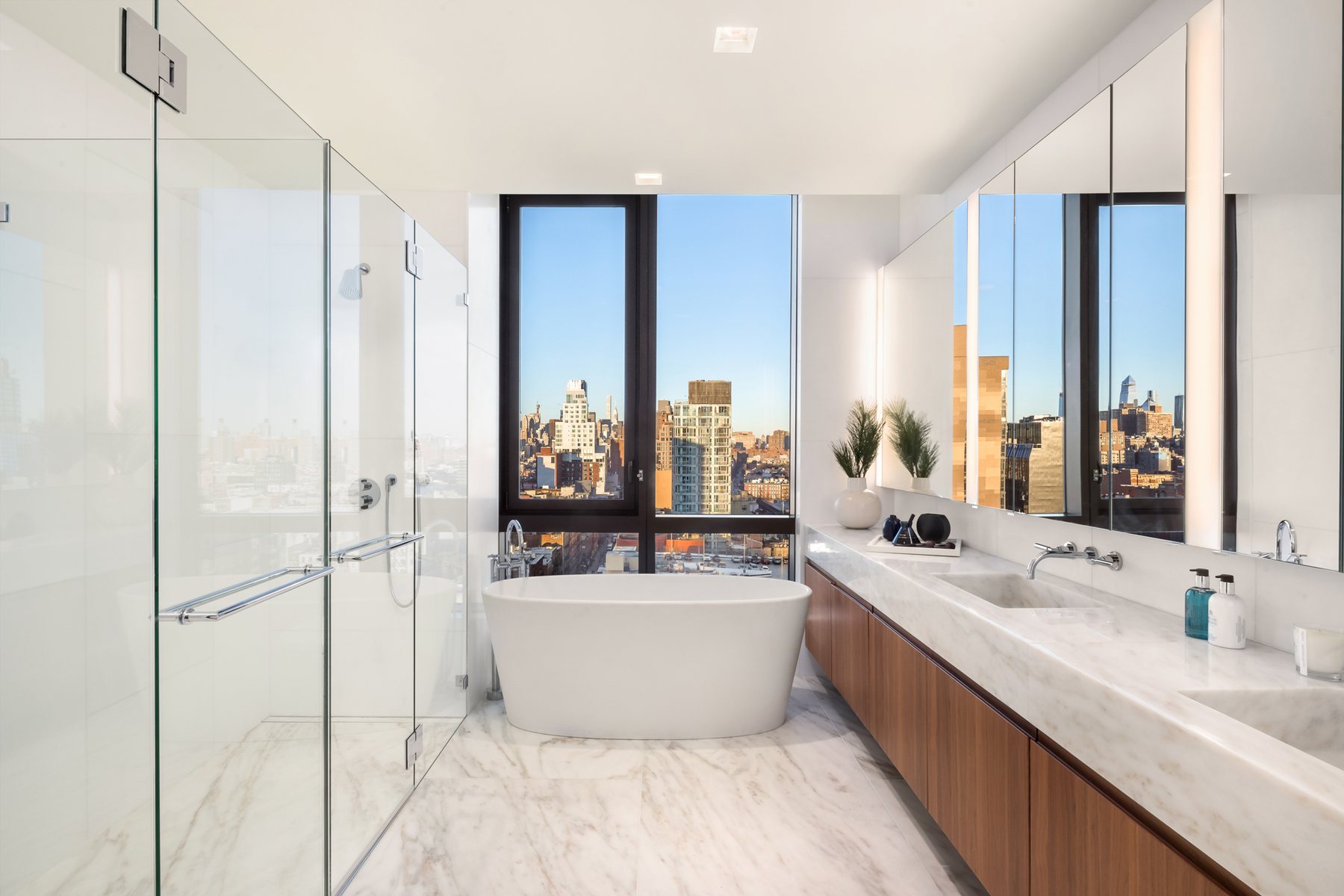 242 Broome — Essex Crossing